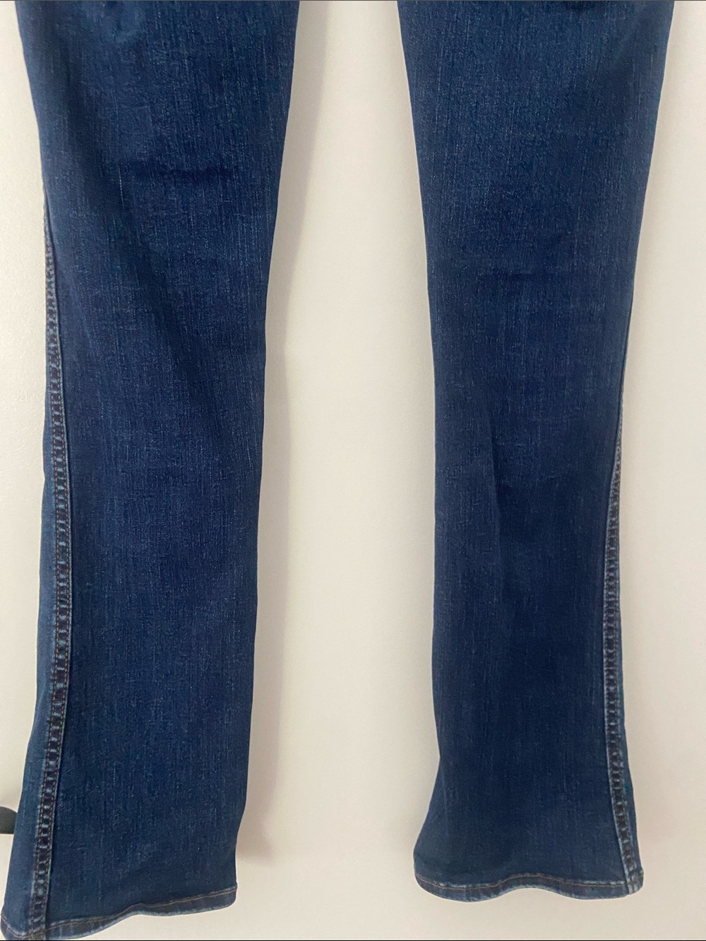 Kut from the Kloth Natalie Fab Ab Bootcut Jeans - Picture 11 of 13